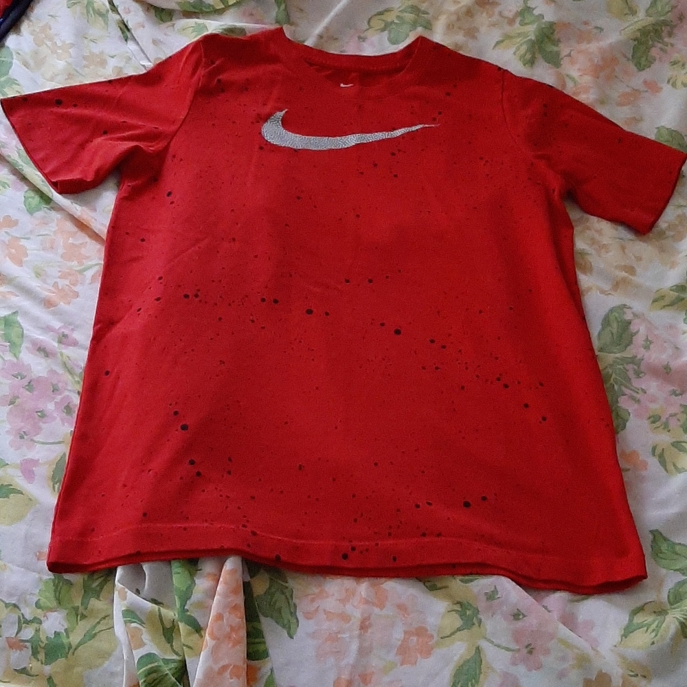 Nike t shirt